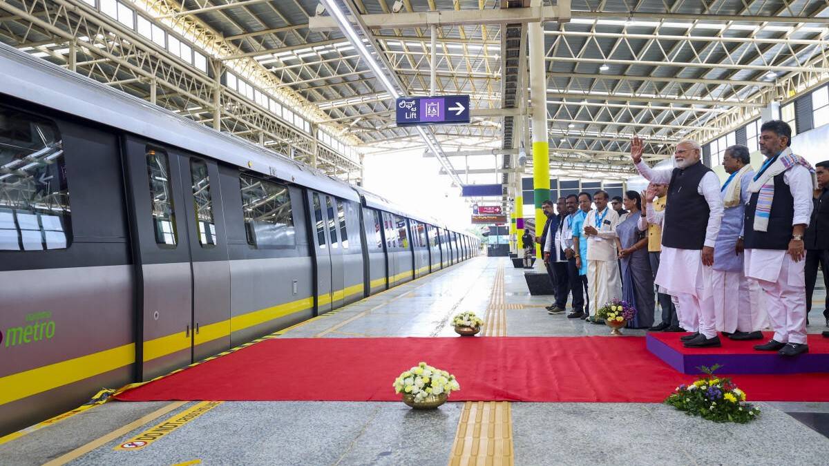 Prime Minister Narendra Modi Flags Off Bengaluru Metro’s 19-km Yellow Line, Expanding Network to 96 km