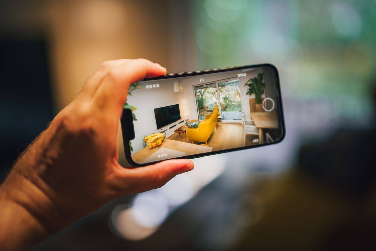How Virtual Tours Are Changing the Way Luxury Homes Are Bought and Sold?